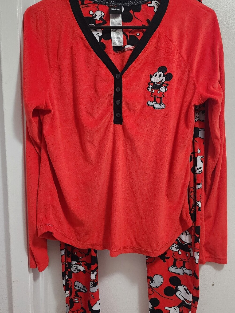 Disney Red and Black Mickey Mouse Girls Size 16 Or Woman Small Pajama Set